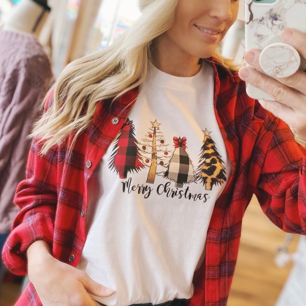 4 CHRISTMAS TREES GRAPHIC TEE-WHITE - Picture 5 of 5